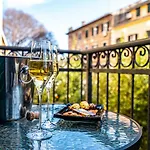 Alojamento de Acomodação e Pequeno-almoço Calma Luxury Split