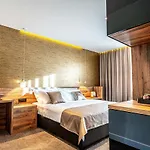 Alojamento de Acomodação e Pequeno-almoço Calma Luxury