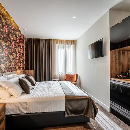 Calma Luxury 4*