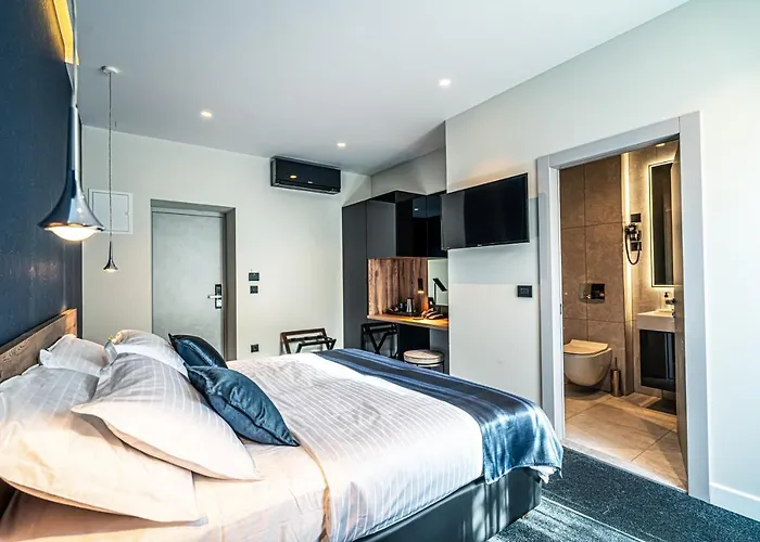 Calma Luxury 4* Split