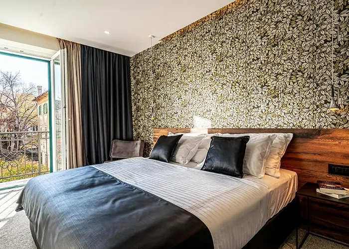 Calma Luxury 4* Split