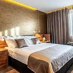 Calma Luxury Bed & Breakfast