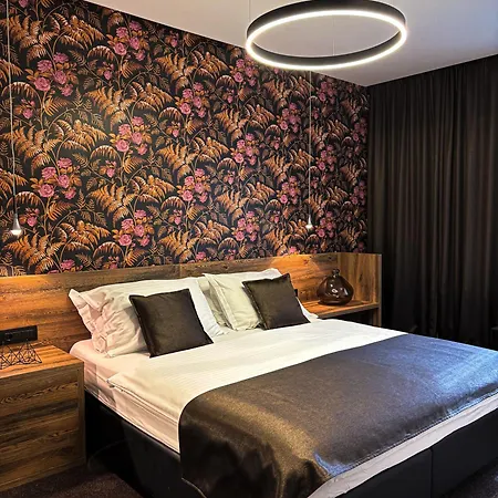 Calma Luxury سبليت