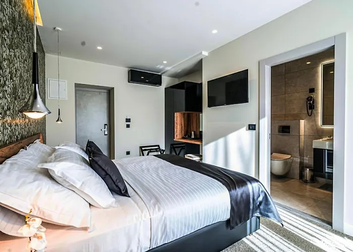 Calma Luxury Frühstückspension 4*